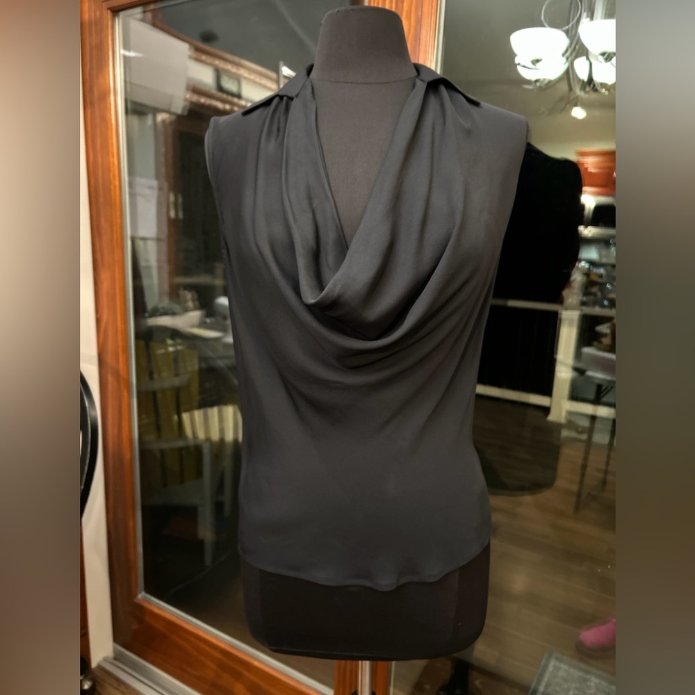 NEW Reiss Ameliee Cowl Front Sleeveless Blouse V Neck Black Size 6